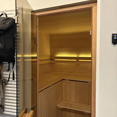 Helles Souterrain-apartment Mit Gartenzugang Und Eigener Sauna Lägenhet Dresden